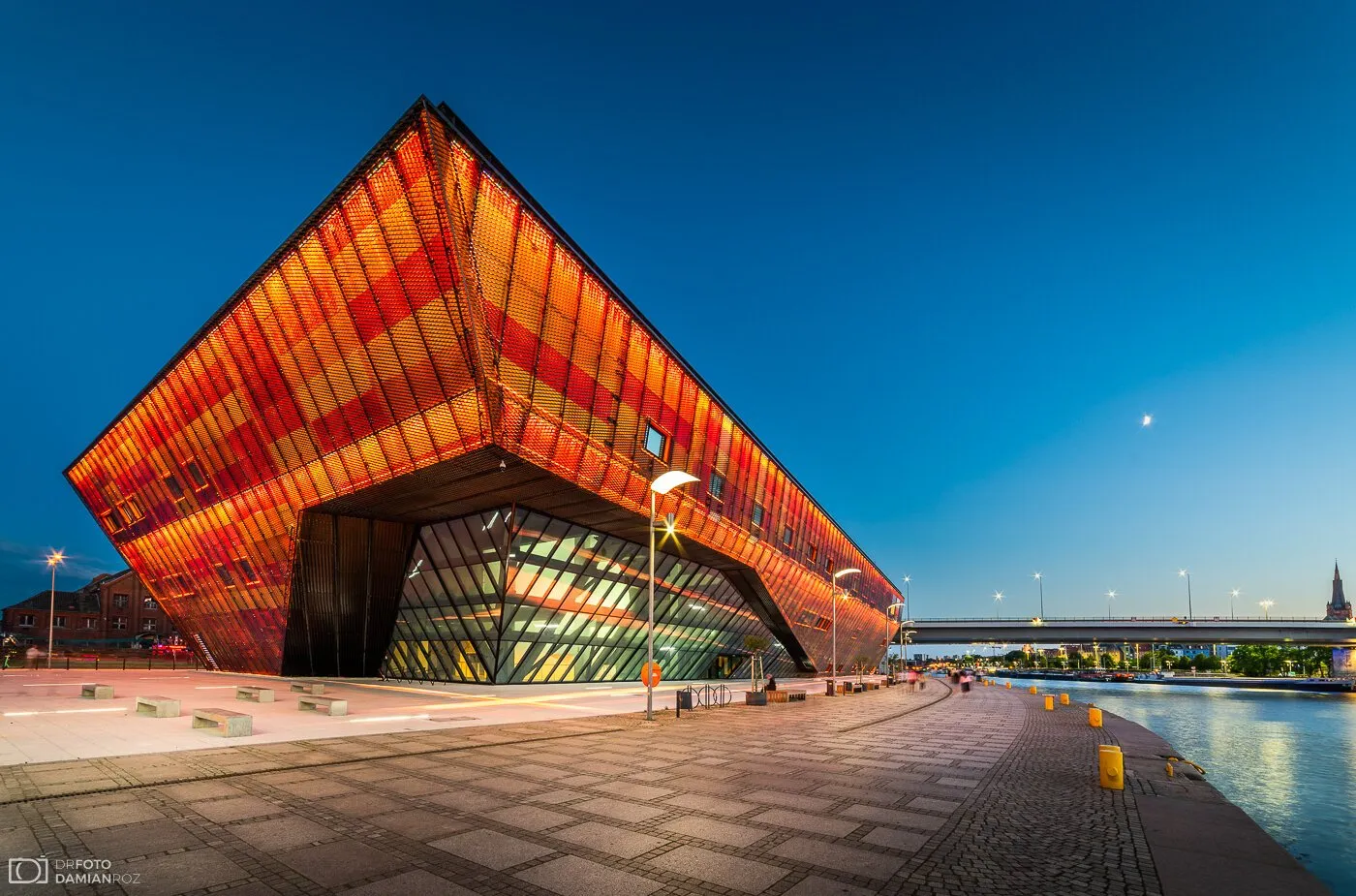 budynek Morskiego Centrum Nauki