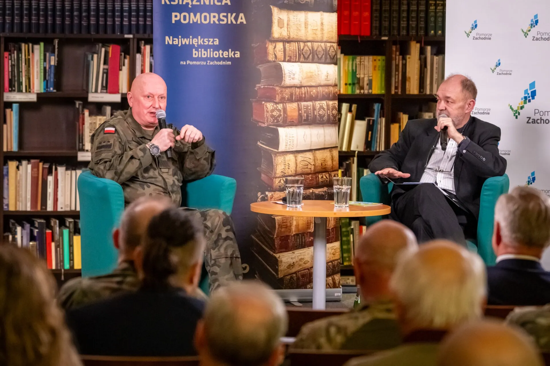 Rozmowa generała z prowadzącym